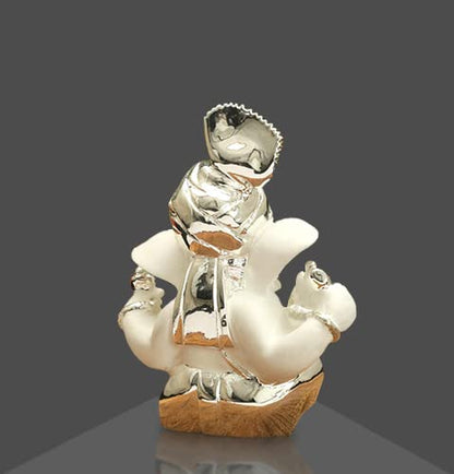 Pagdi Beautiful Murti Silver Plated Lord Ganesha for Car Dashboard Small Ganesh Idol Statue Figurine for Ganpati Puja Wedding Diwali Gifts Home Mandir Office Decor ( Size: 8 x 6 cm )