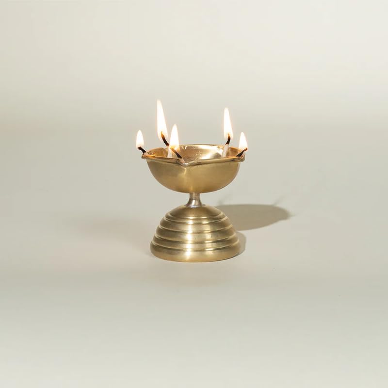 Short Brass Diya for Pooja Room, House Warming, Festival, Diwali, Wedding, Temple, Mandir I Cotton Wick Diya Lamp | Decorative Oil Lamp
