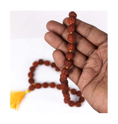 Rudraksha Kanthi mala Sandalwood Japa Mala 108 Beads Chandan mala Safed Chandan ki lakdi ki mala Chandan ki for Puja Item Pack of 1