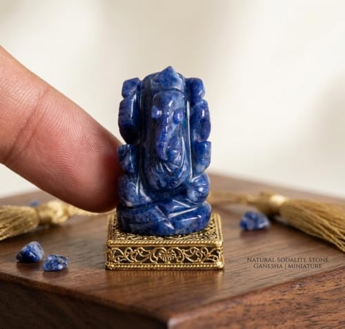Natural Sodalite Stone Healing Good Luck Ganesha Statue Tiny Ganesh Statue Ganesha Statue for Gift Beautiful Handcrafted Ganesha Idol Pocket Ganesh Statue Sculpture - color: Sodalite Ganesh