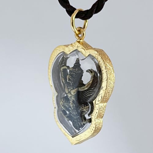 Artschatz Golden Amulet Garuda. Khagesvara, Vahana of Vishnu, Suparna, Thai Buddha Pendant