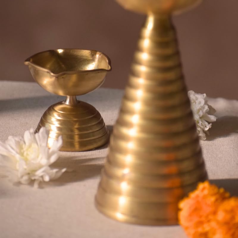 Short Brass Diya for Pooja Room, House Warming, Festival, Diwali, Wedding, Temple, Mandir I Cotton Wick Diya Lamp | Decorative Oil Lamp